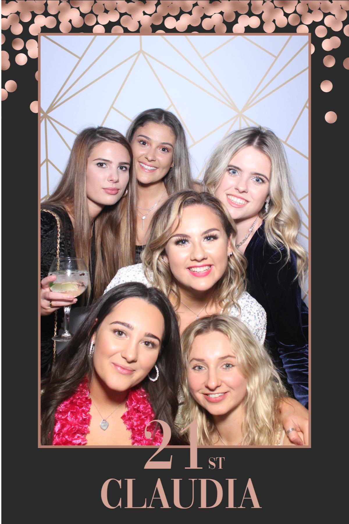 Claudia's 21st  | View more photos from the event at gallery.magicimages.uk/u/MagicImages/Claudias-21st